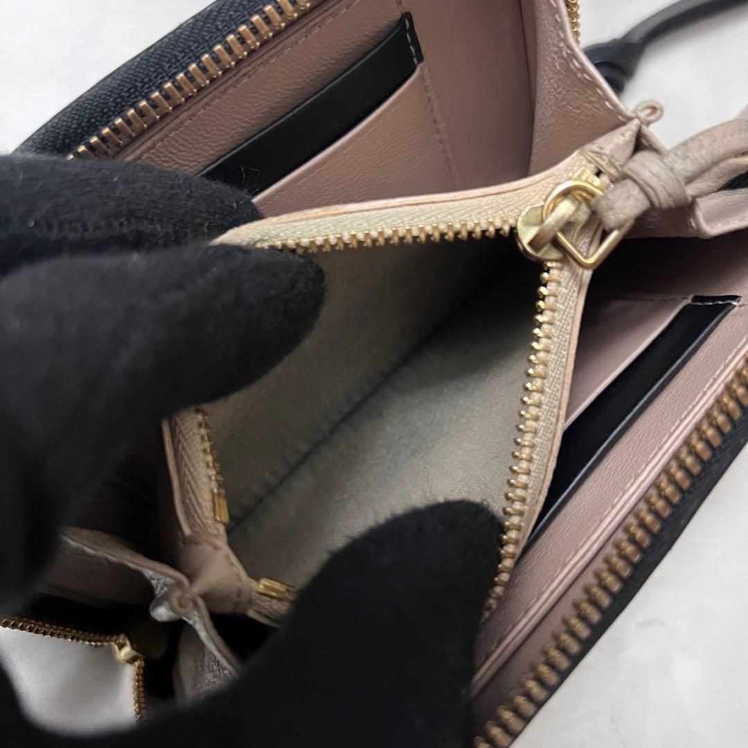 ◇美品◇クロエ　アルファベット　折り財布　レザー　ブラック×ピンクベージュ