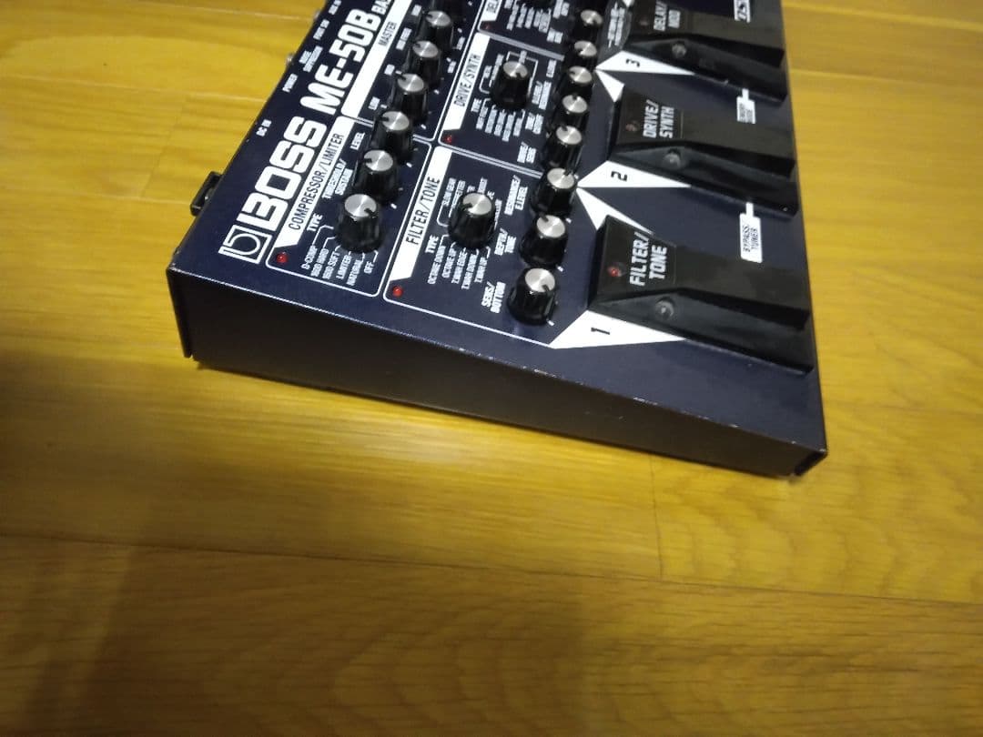 完動品　BOSS ME-50B　マルチエフェクター