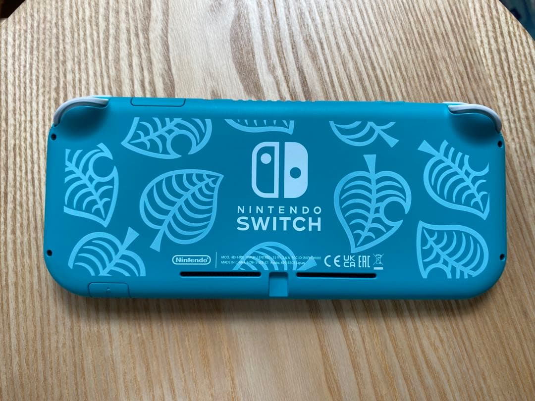 Switch Lite あつまれ どうぶつの森 まめきち&つぶきち アロハ柄