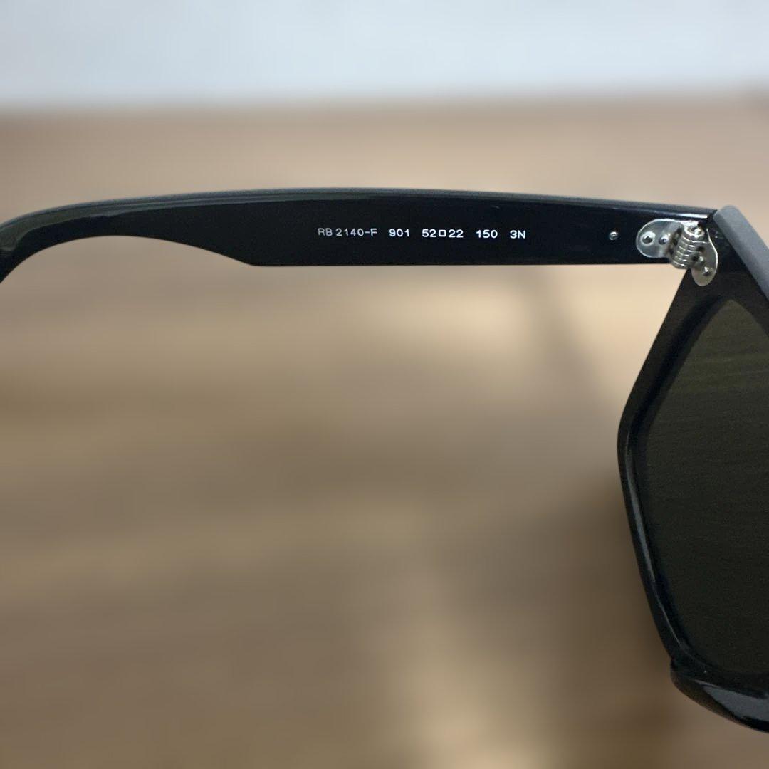 Ray-Ban Wayfarer RB 2140-F 901 サングラス