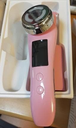 ❤エステサロンの本格肌ケアを毎日ご自宅で♪❤8in1超多機能☆美顔器
