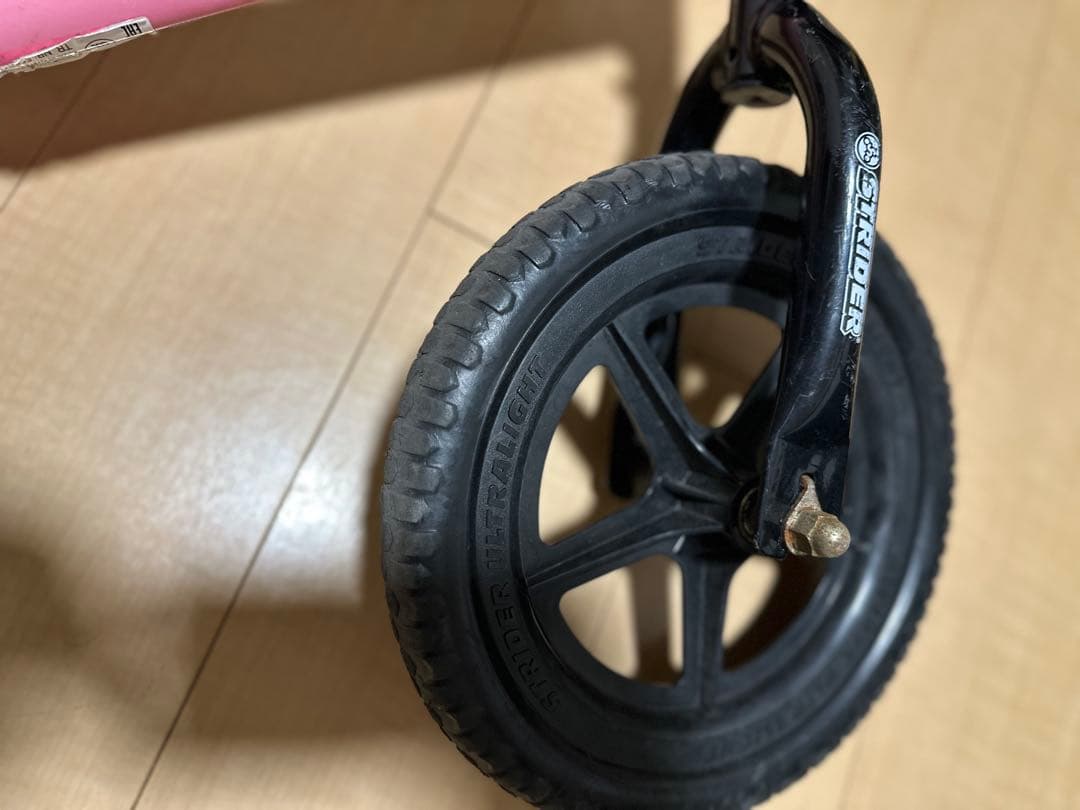 ストライダー　12インチ　ピンク　ヘルメット&プロテクターセット