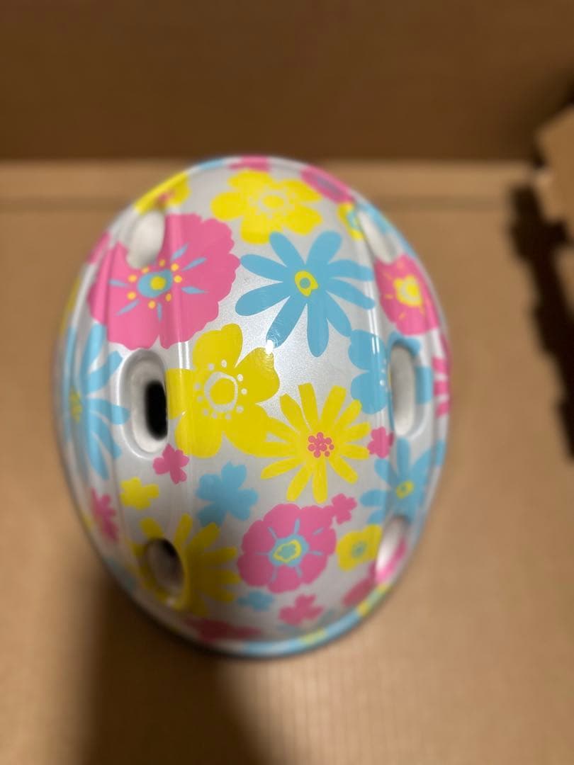 ストライダー　12インチ　ピンク　ヘルメット&プロテクターセット