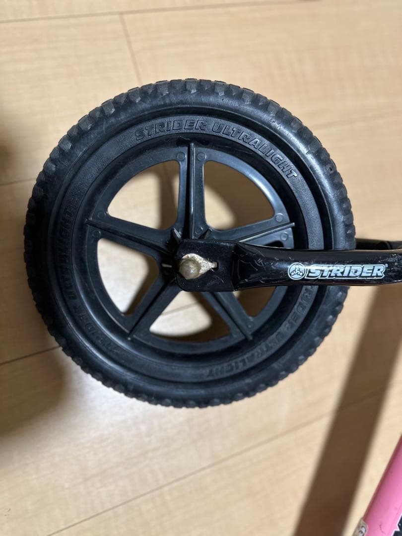 ストライダー　12インチ　ピンク　ヘルメット&プロテクターセット