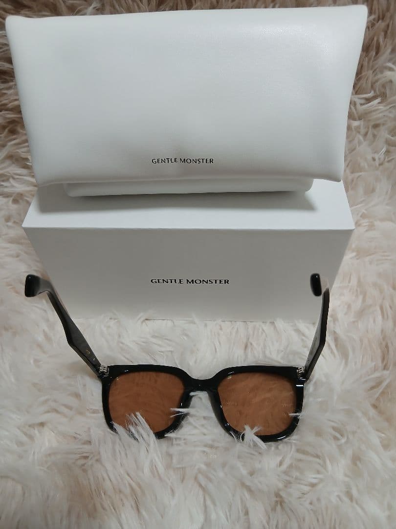 Gentle Monster Lilit 01茶色 ジェントルモンスター