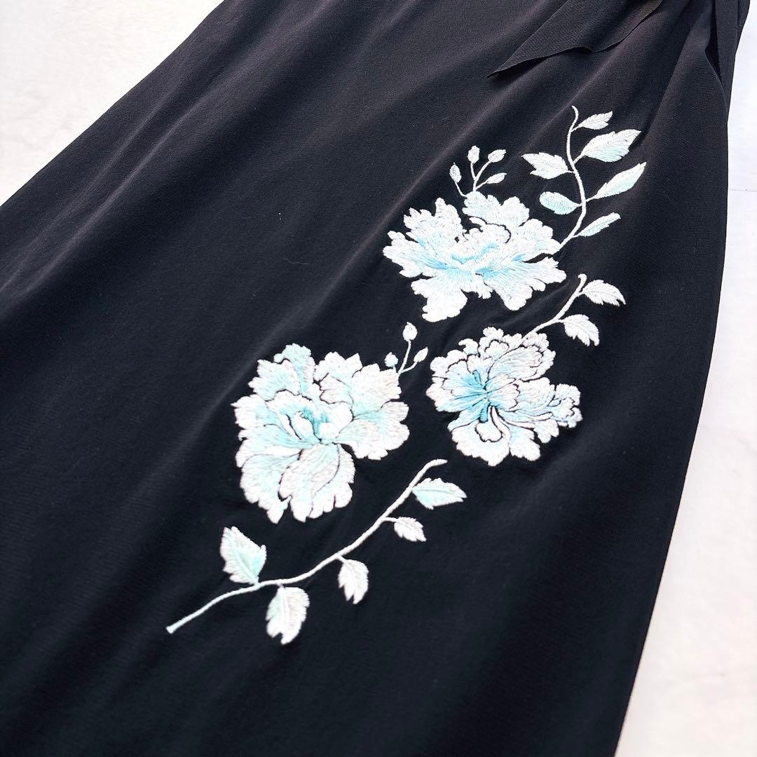 【VIVIENNE TAM】ノースリーブ ドレスワンピース 花柄刺繍 ドレープ