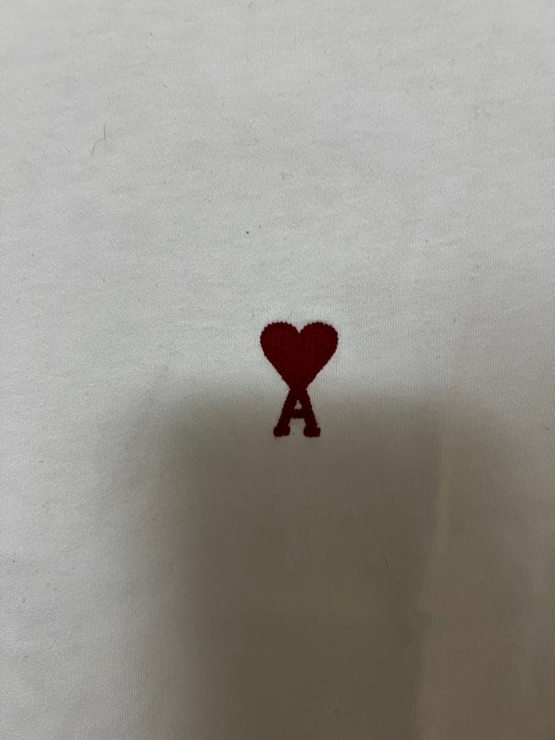 ami parisハート刺繍 ホワイト Tシャツ