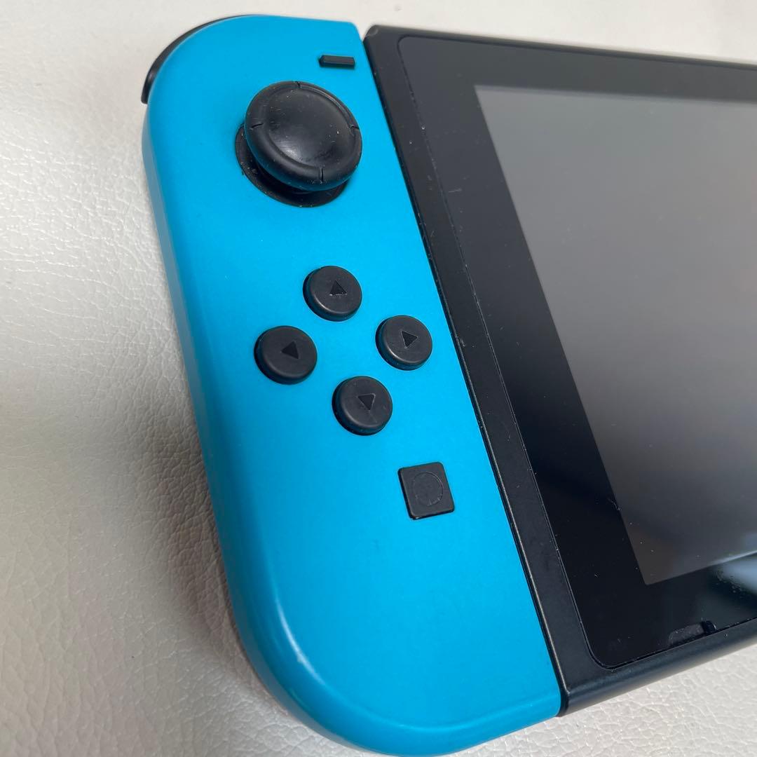 Nintendo Switch本体＋ケース＋プロコン＋ケーブル