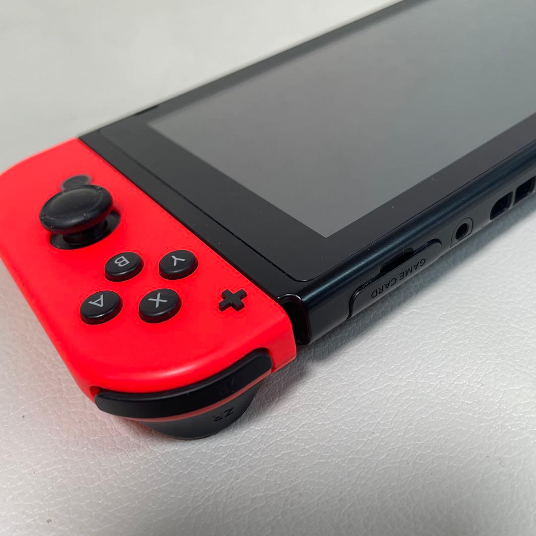 Nintendo Switch本体＋ケース＋プロコン＋ケーブル