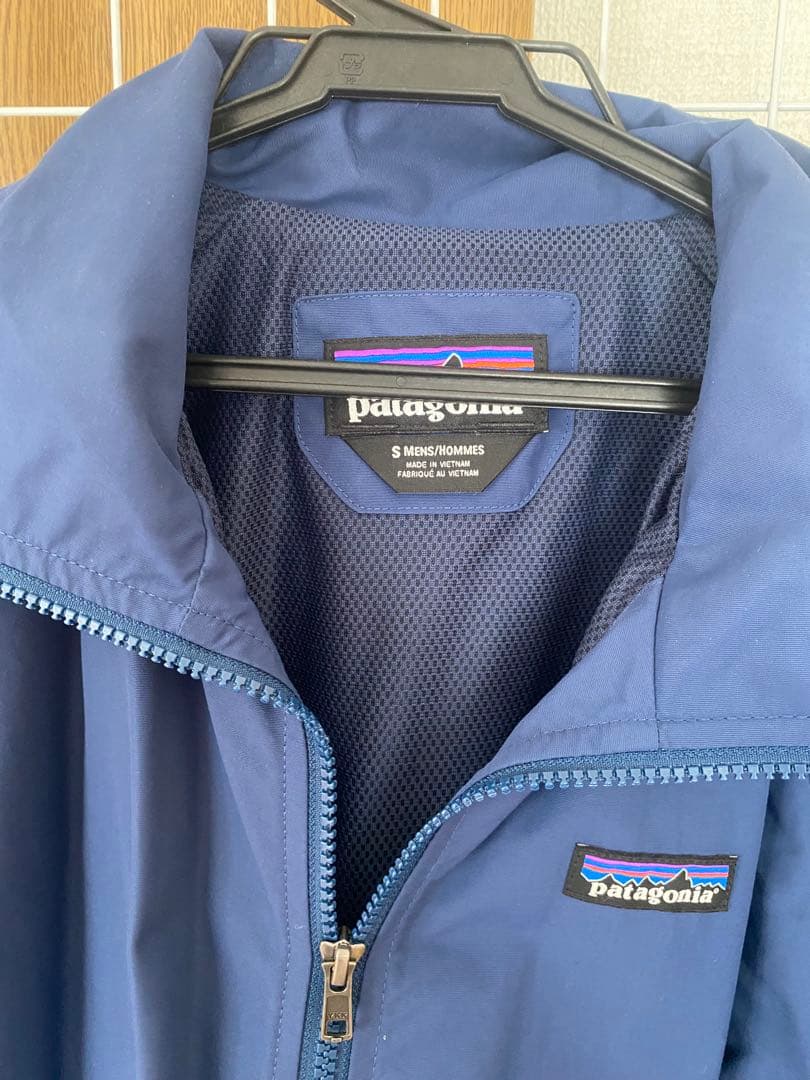 patagonia ネイビー ジップアップジャケット