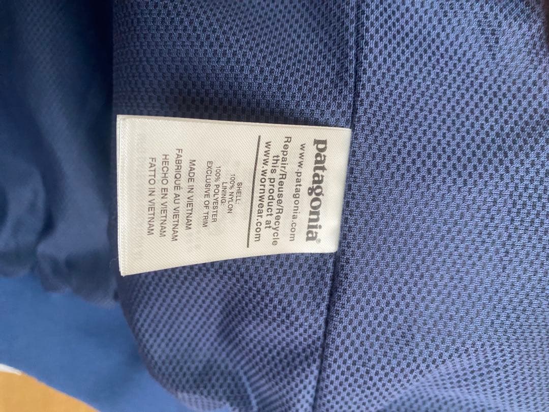 patagonia ネイビー ジップアップジャケット