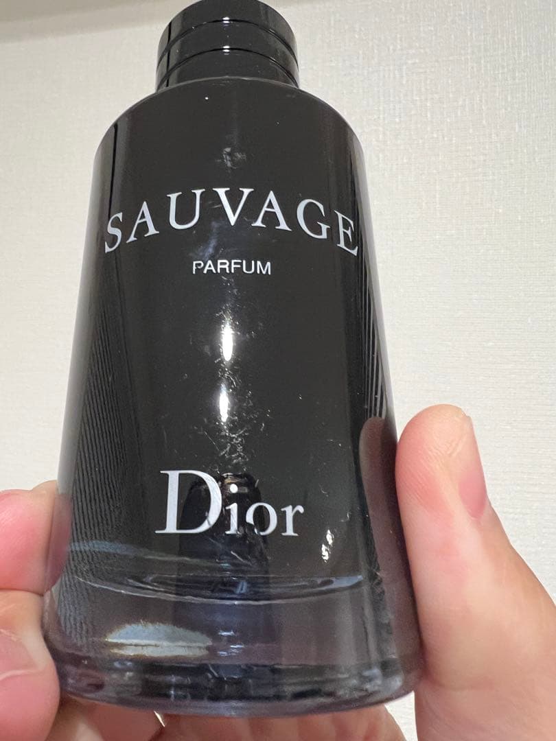 Dior Sauvage Parfum 男性用香水