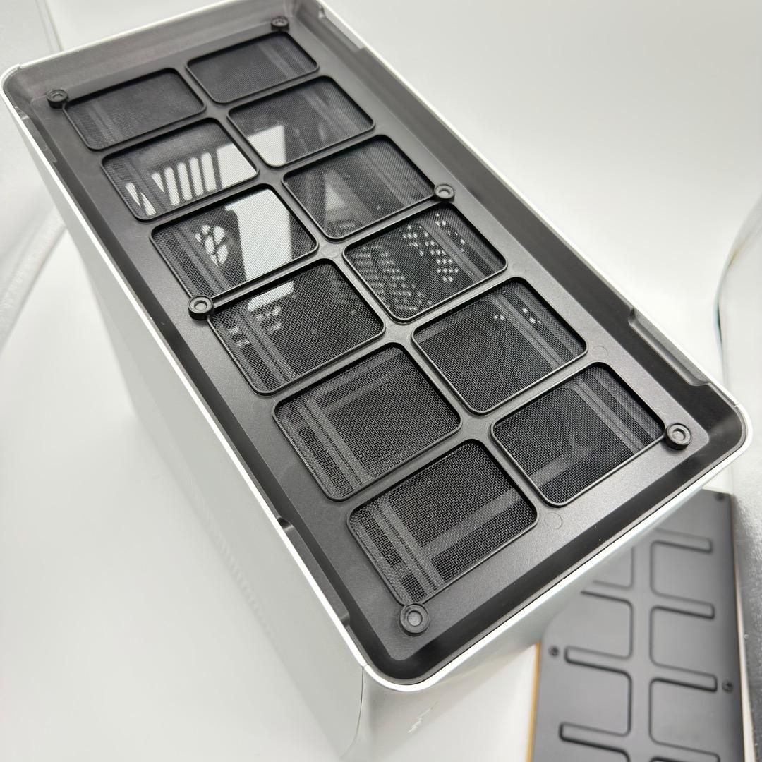 【美品】 Fractal Era ITX Computer case 木目パネル