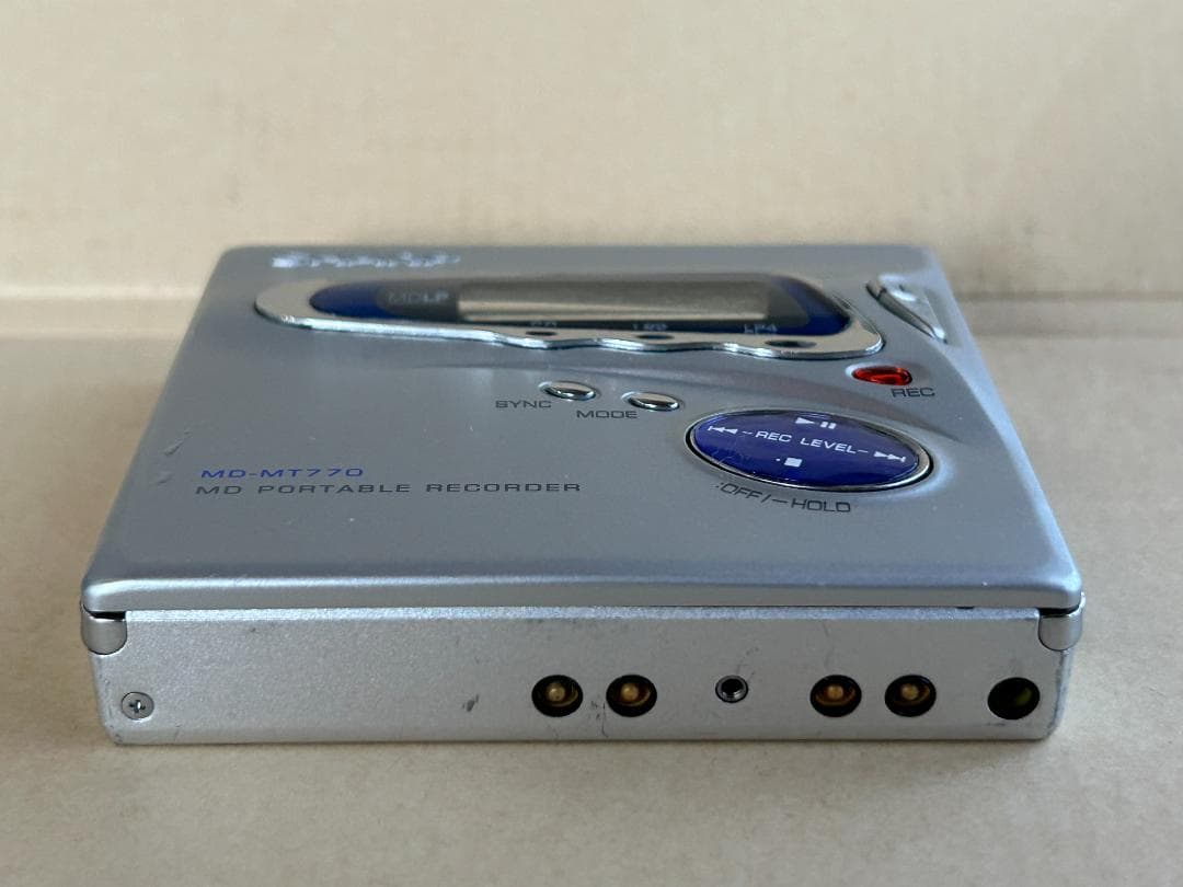 SHARP ポータブルMDレコーダー　MD-MT770 中古 録音再生動作確認済