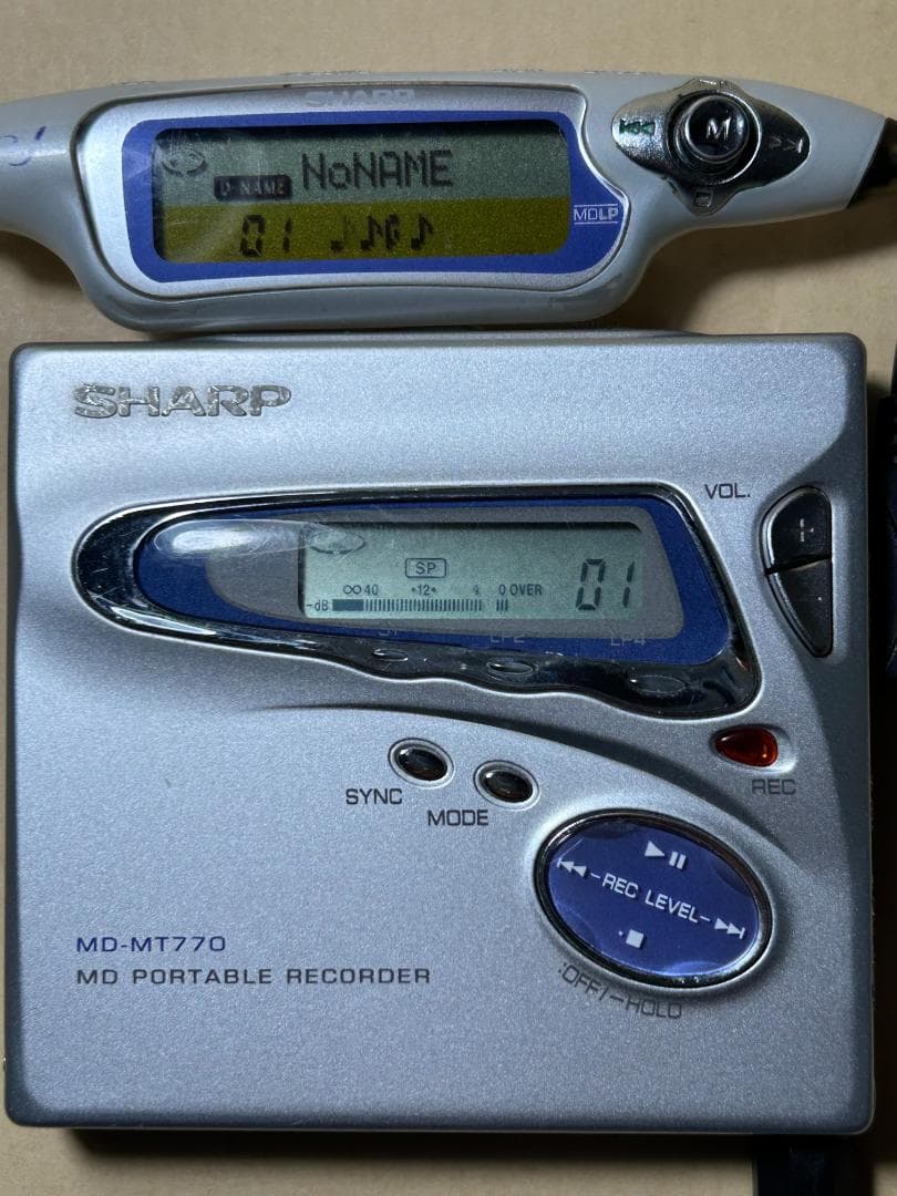 SHARP ポータブルMDレコーダー　MD-MT770 中古 録音再生動作確認済