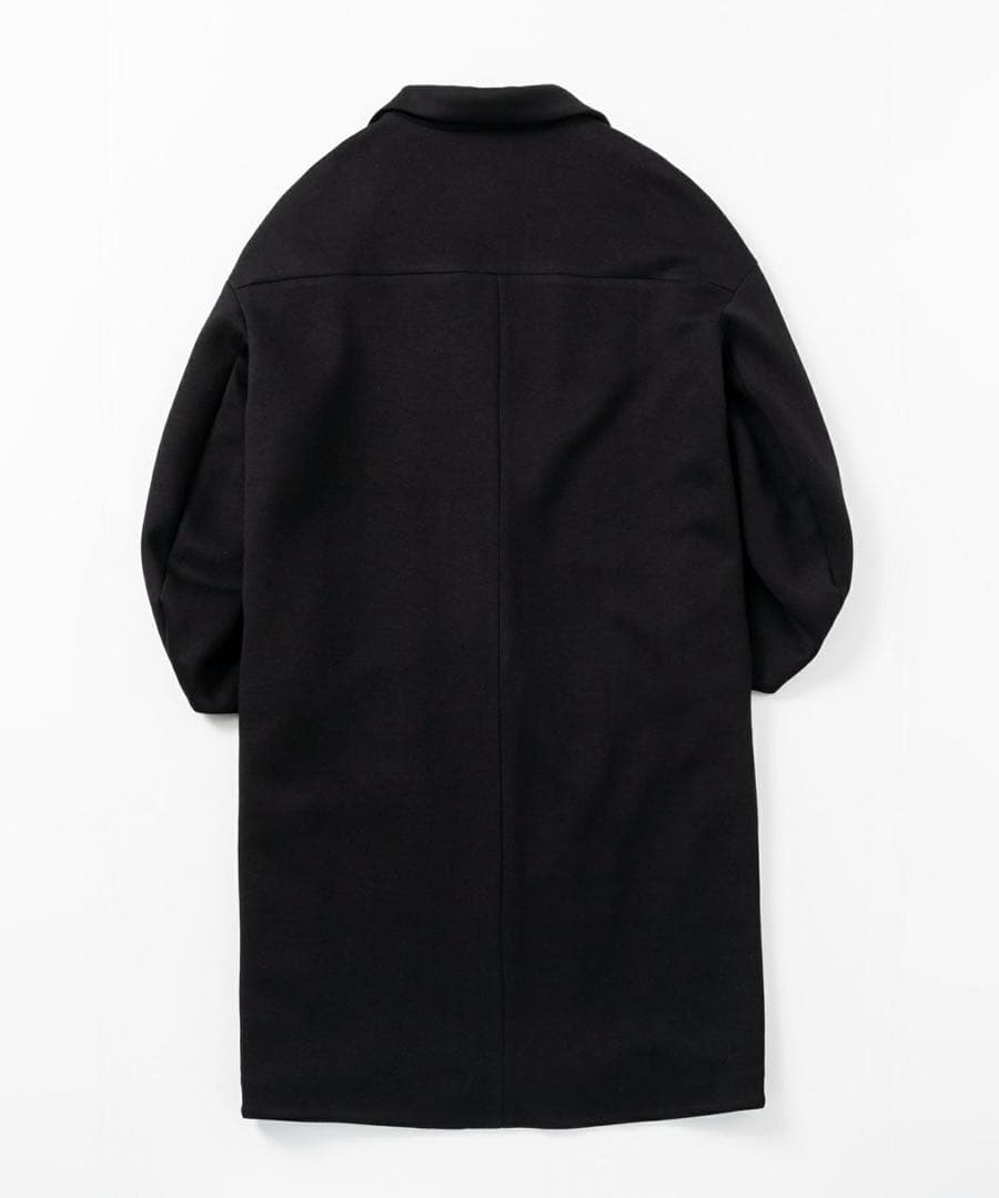 AJUGA. (アジュガ)スムースポンチロングコート　美品★
