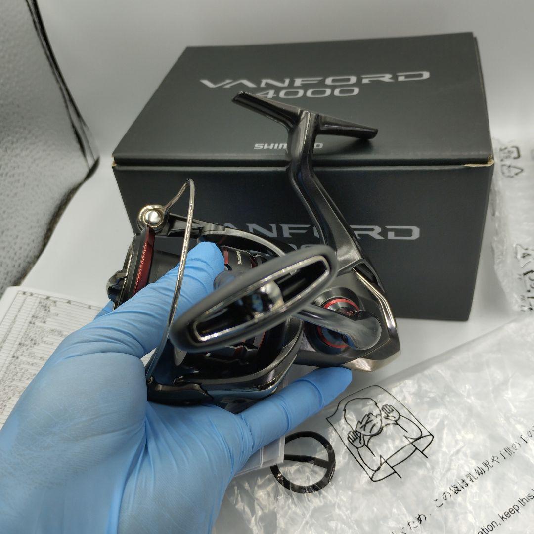 【美品】SHIMANO 20ヴァンフォード4000　②