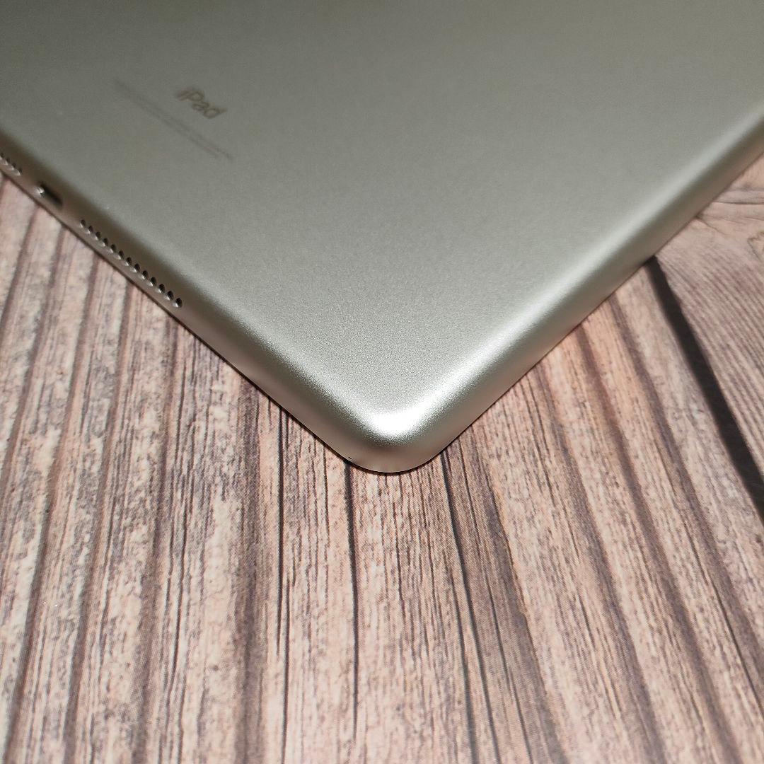 iPad 第6世代 32GB SIMフリー 美品 バッテリー99%