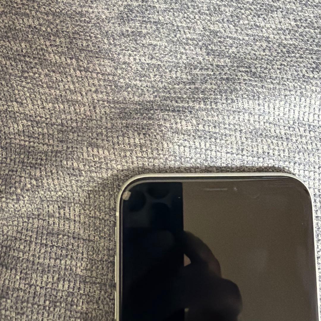 Apple iPhone XR ホワイト 64G 本体　ジャンク