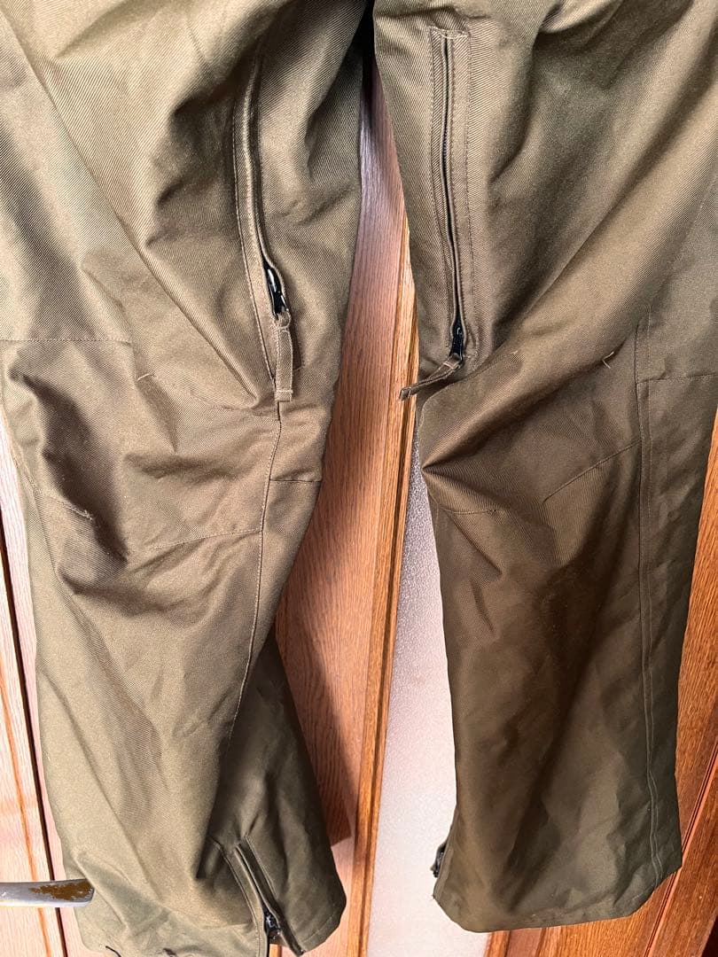 O'Neill スノーボードウェア 男性用　セットアップ