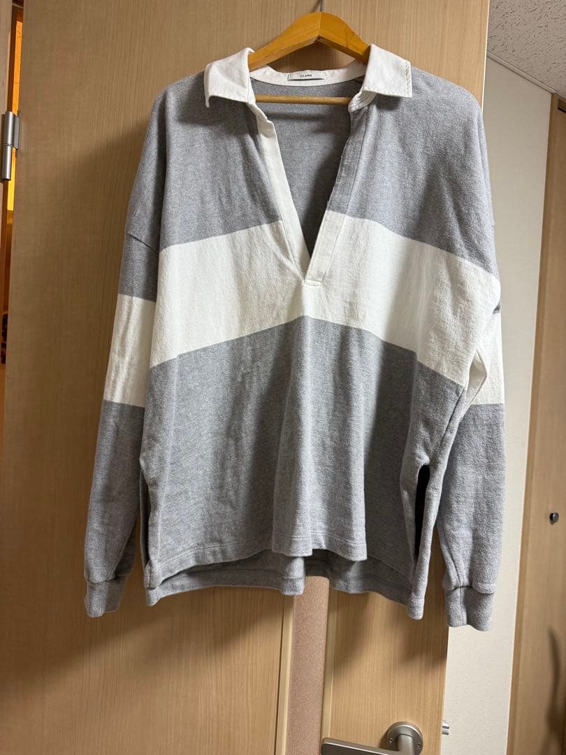 トップス clane DEEP NECK WIDE RUGBY SHIRT