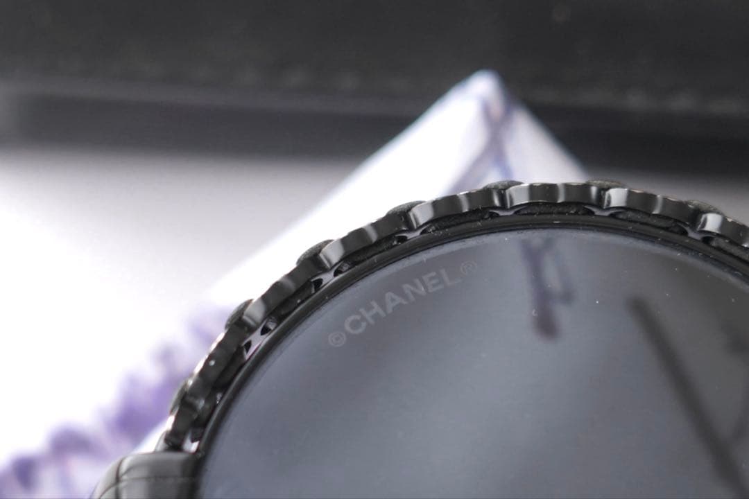 シャネルCHANEL カーフスキン×メタル サングラス 4265Q 付属品あり