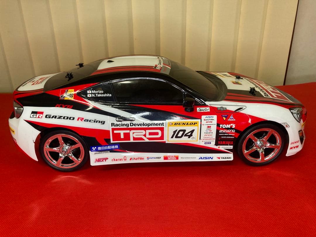 タミヤ　TT-02 シャーシ　GAZOO Racing TRD 86ボディ