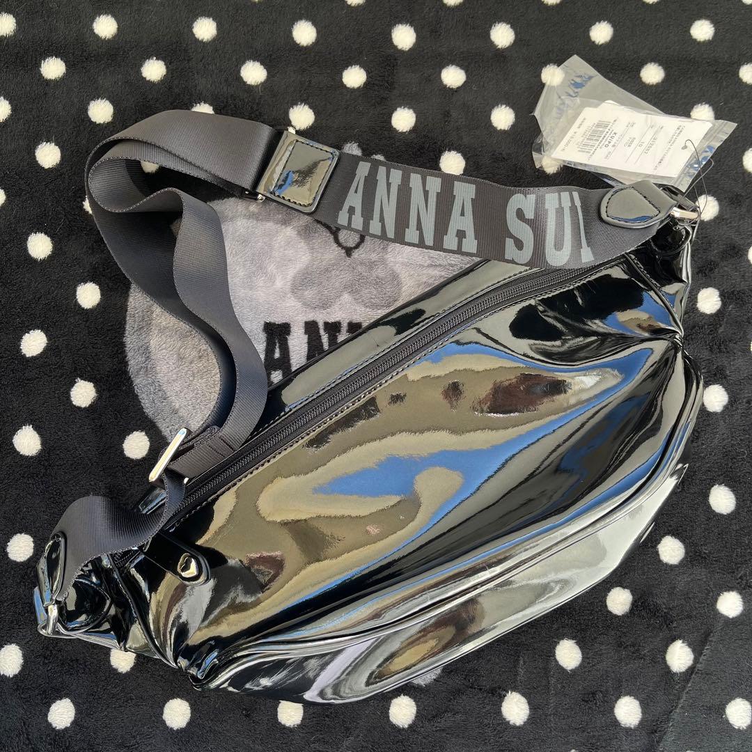ANNA SUI ブラック ボディバッグ スタッズ付き