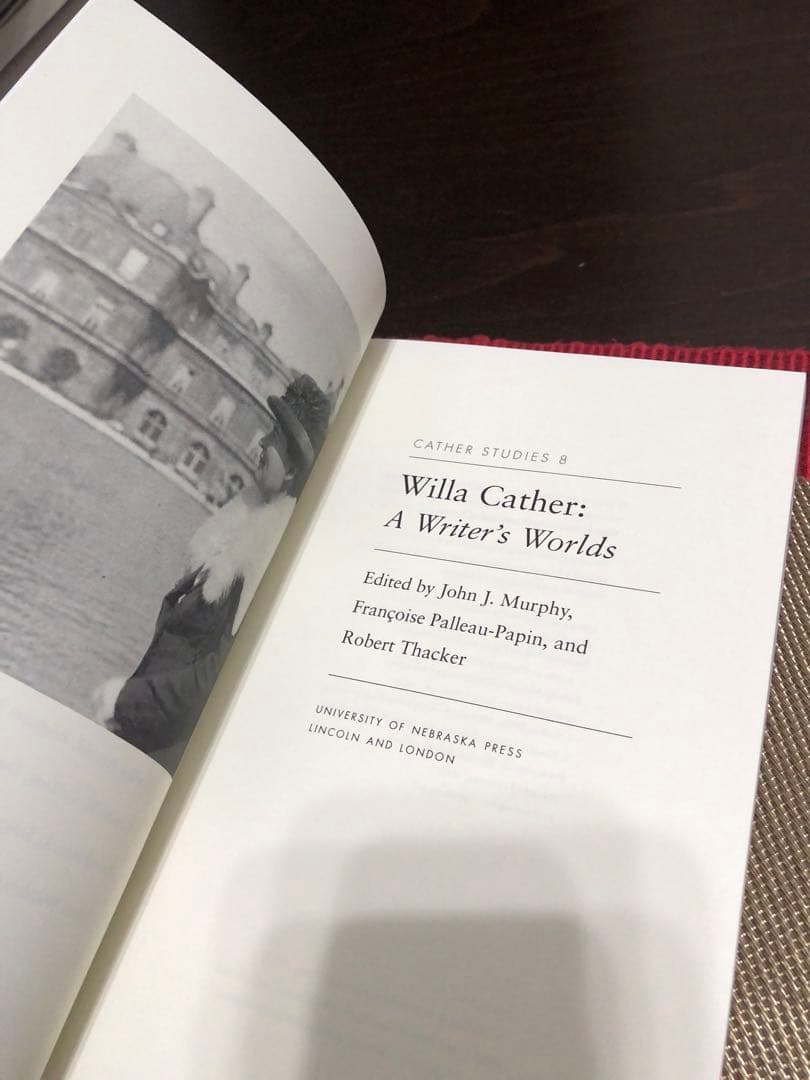 洋書 Willa Cather: A Writer's Worlds