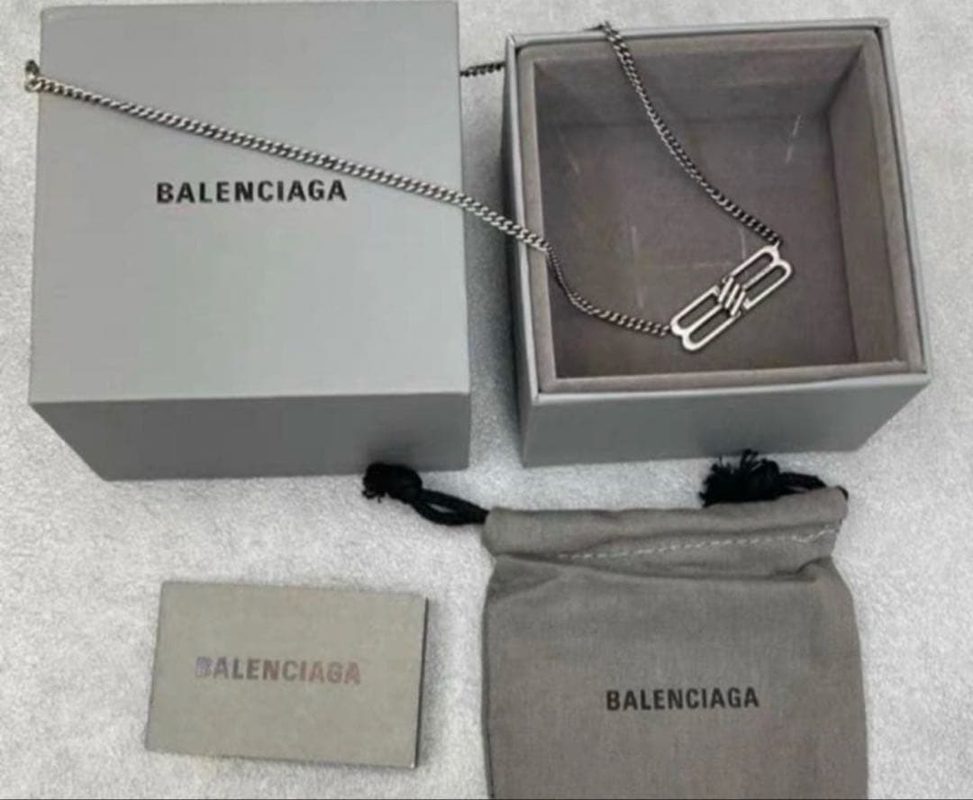BALENCIAGA シルバー チェーンネックレス箱無し