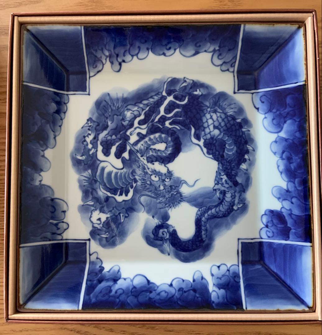 【新品 箱あり】有田焼　福泉窯　染付　甲辰　龍　角皿　飾り皿