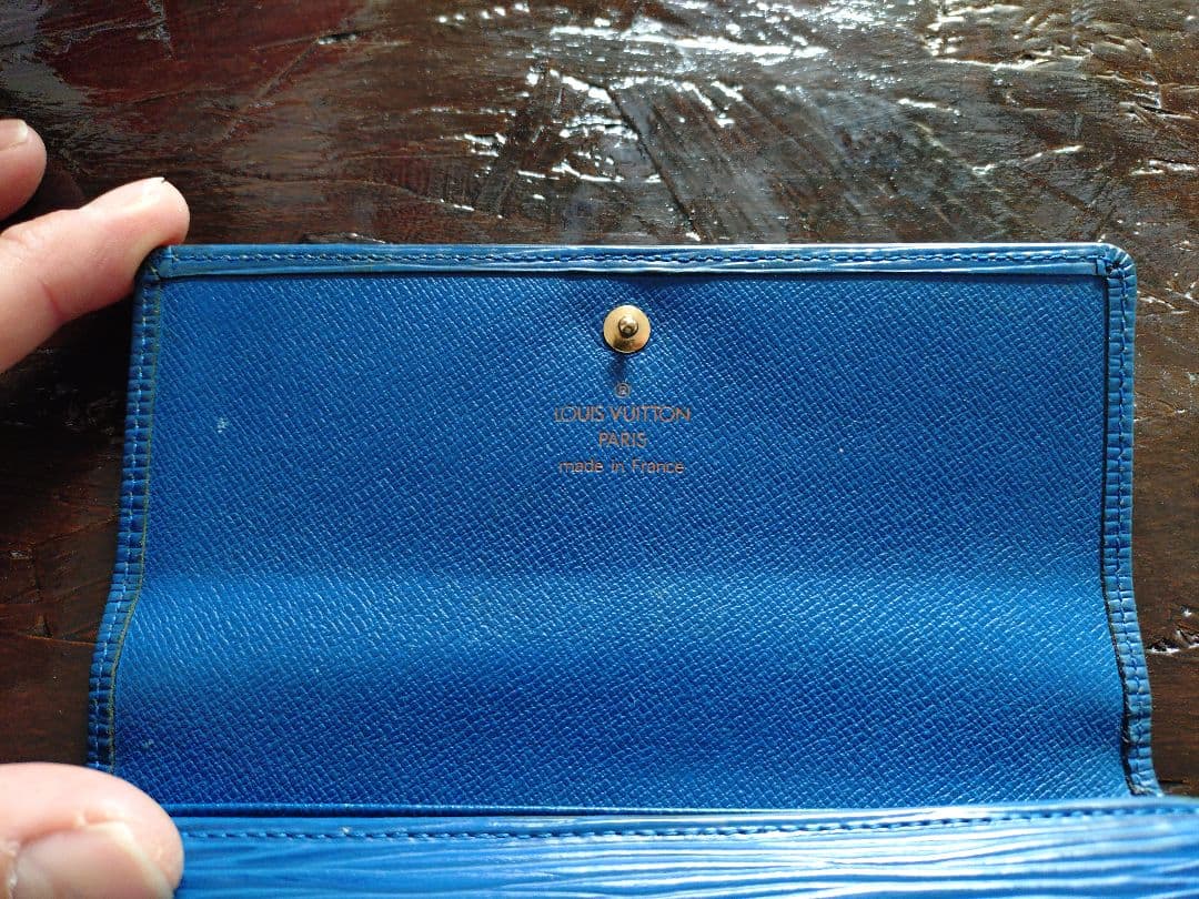 ルイ・ヴィトン エピ 三つ折財布ブルー M63715 LOUIS VUITTON