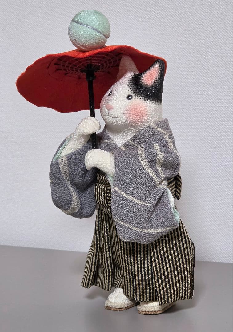 ゆ*ょ様 作家もの ハンドメイド作品 「曲芸」 猫の布人形 コレクション出品