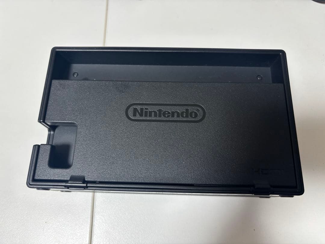 ★中古美品★　Nintendo Switch 本体強化版グレー　任天堂スイッチ