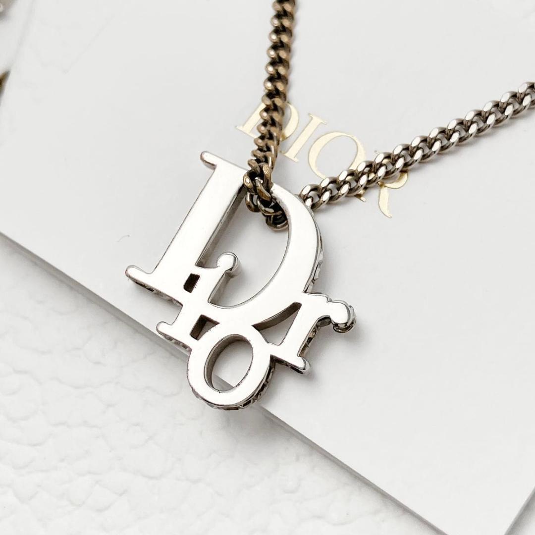 ディオール dior CD ロゴ ネックレス ペンダント シルバー Y749