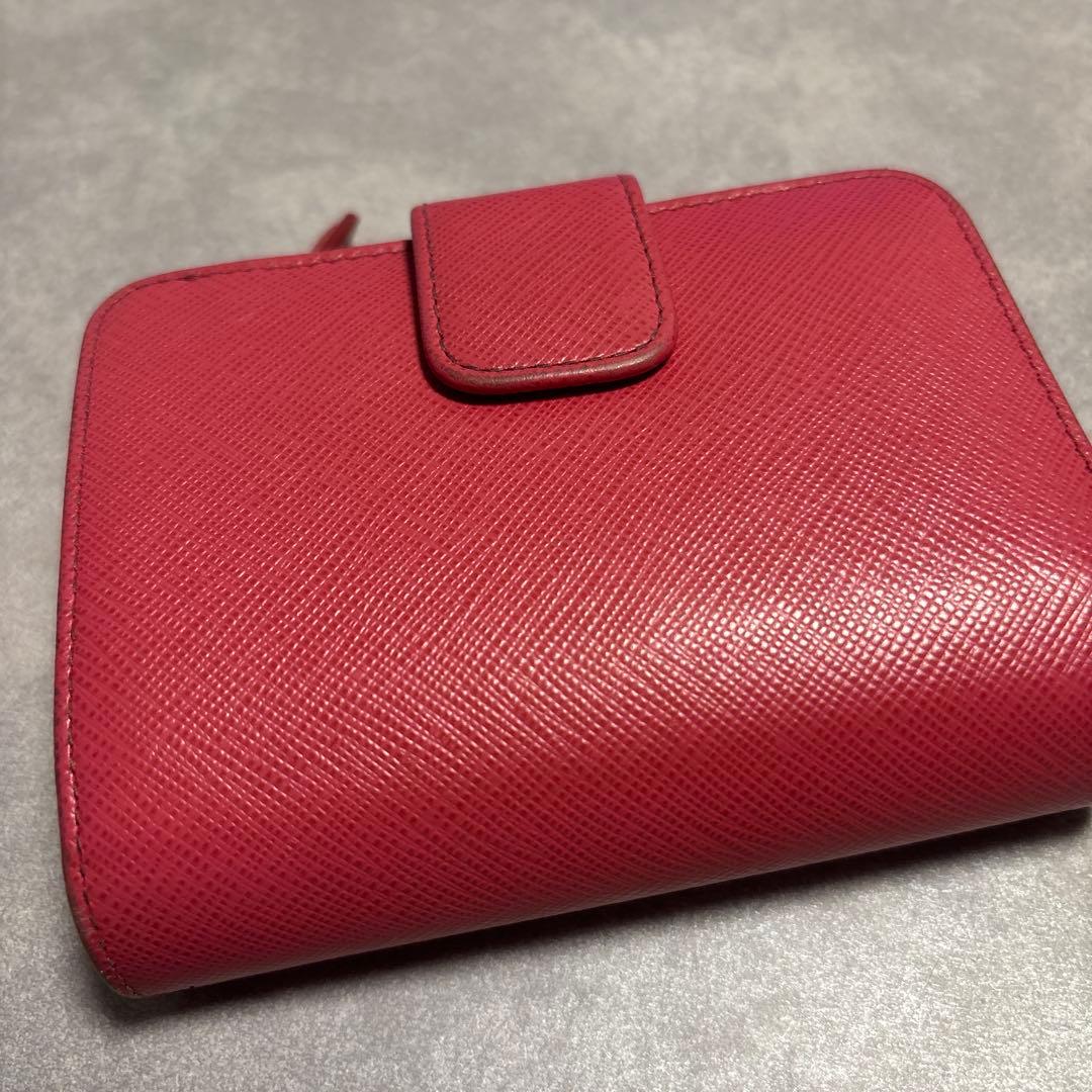 PRADA プラダ 財布 二つ折り コンパクト