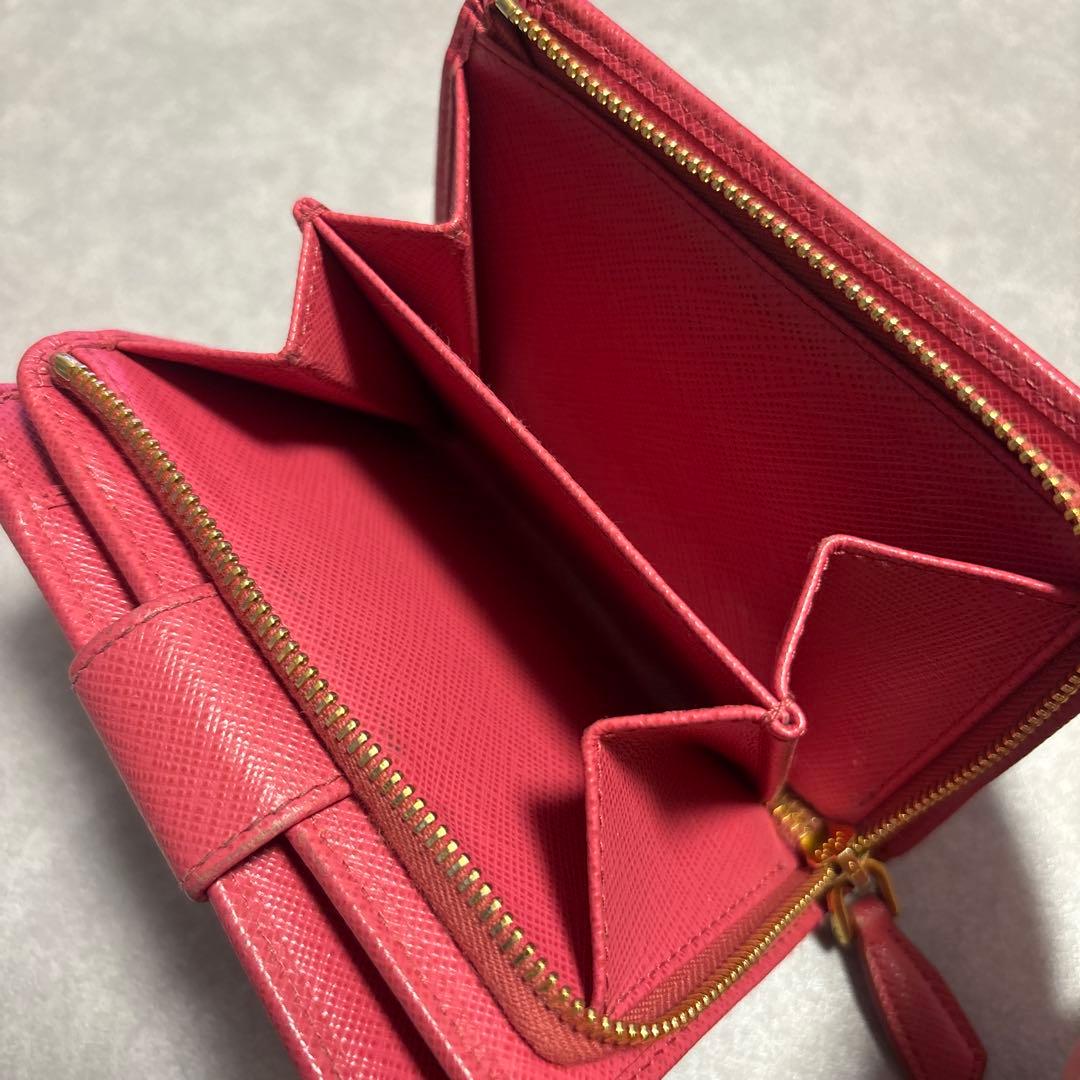 PRADA プラダ 財布 二つ折り コンパクト