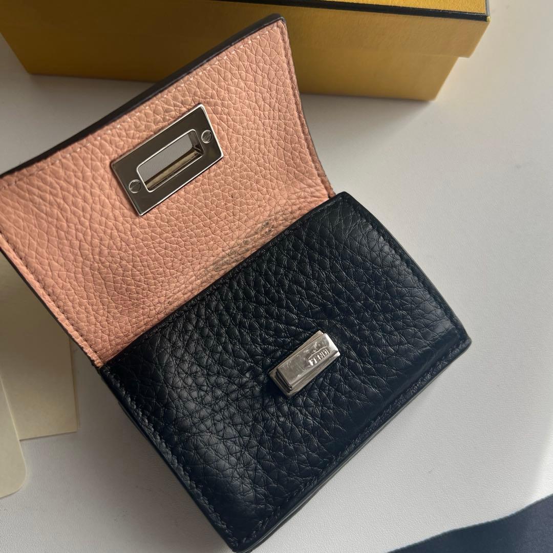 227 美品 FENDI フェンディ ピーカブー 3つ折り財布