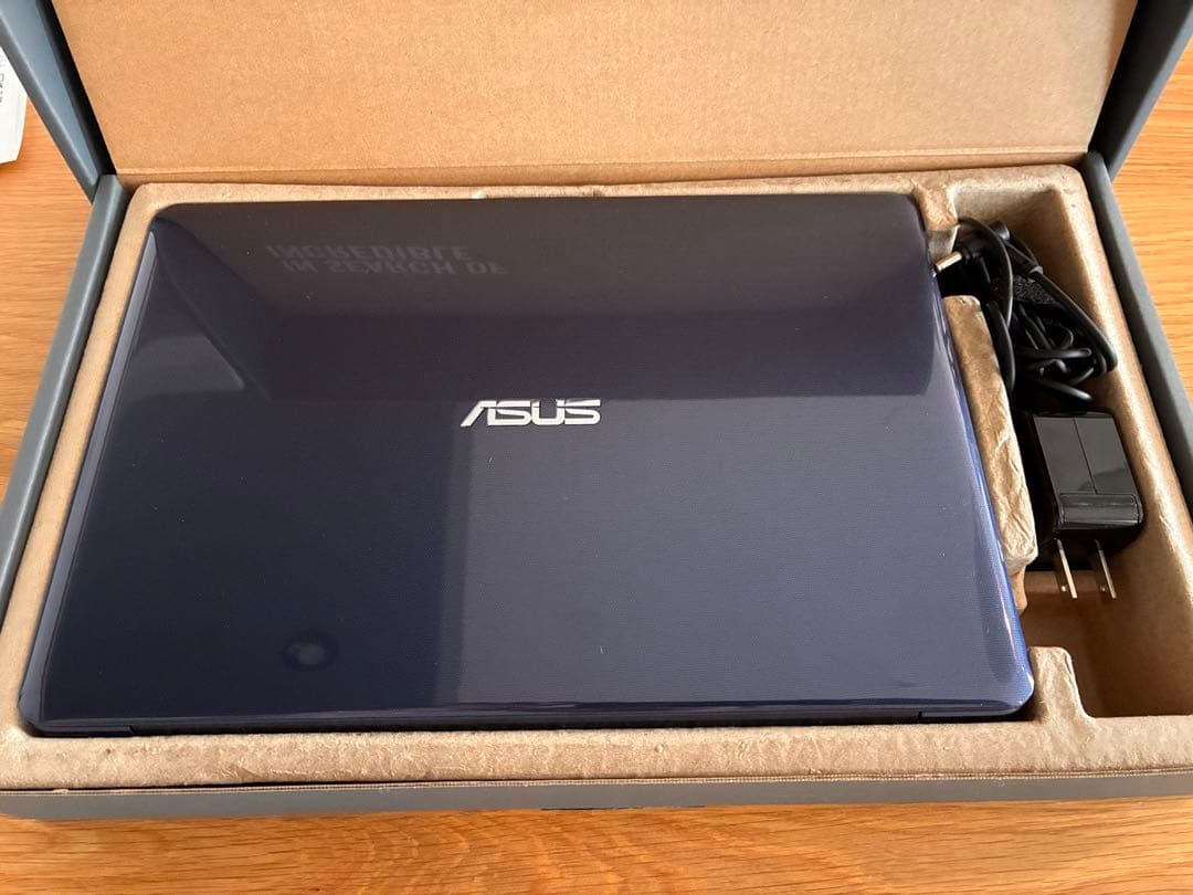 Windowsノート本体 ASUS E203MA-4000G Windows 10