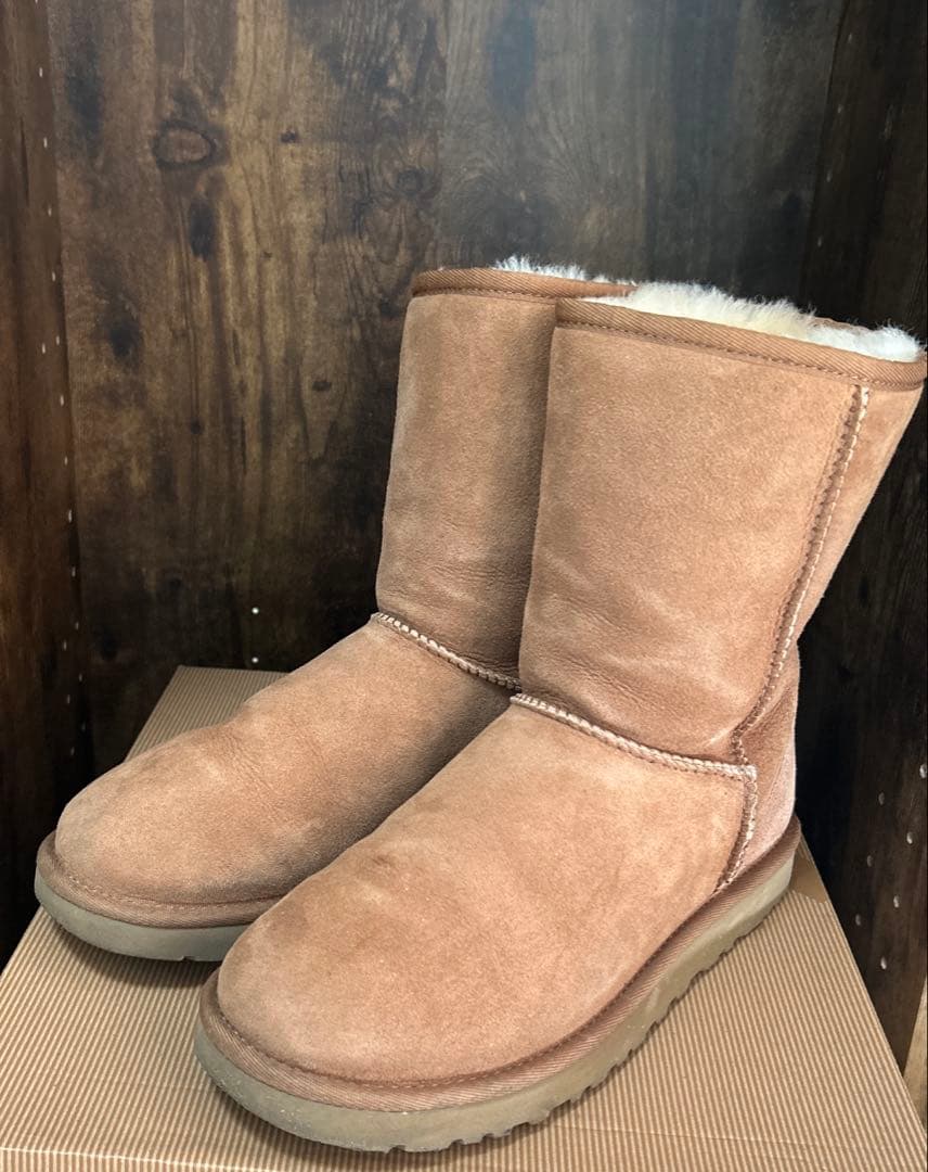 専用⭐︎UGG クラシックショート　チェスナット