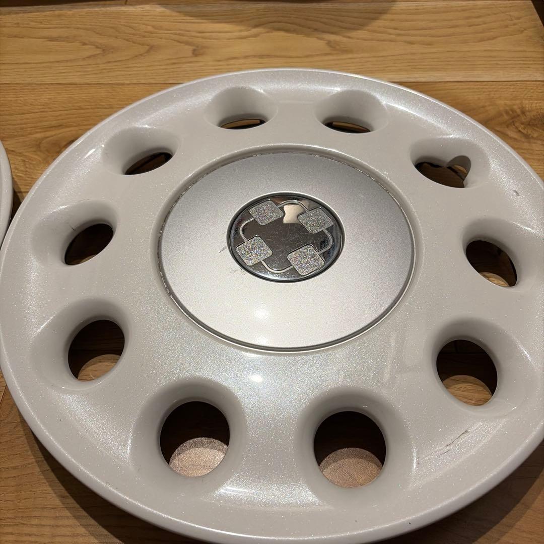 ダイハツ純正　コンテ　ホイールキャップ　キャンバス　白シルバー　14インチ