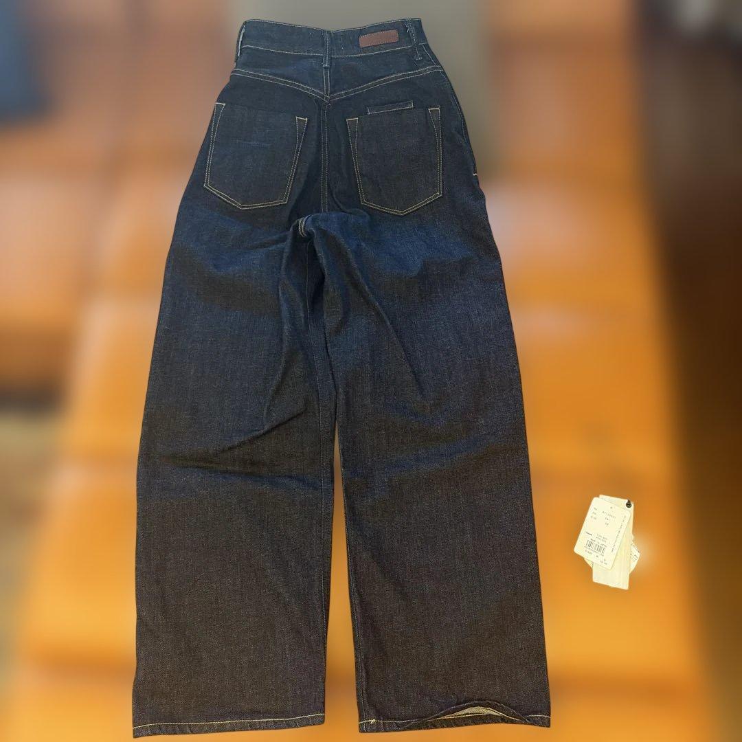 限定お値下げ　未使用近　ルーズストレートJOAN YANUK 22