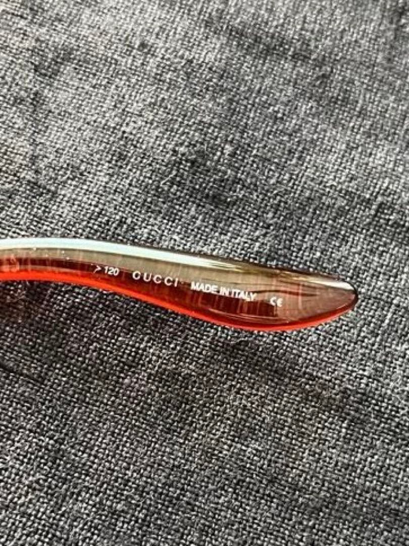 お値下げ中【グッチ GUCCI サングラス】サイドGロゴ レッドフレーム