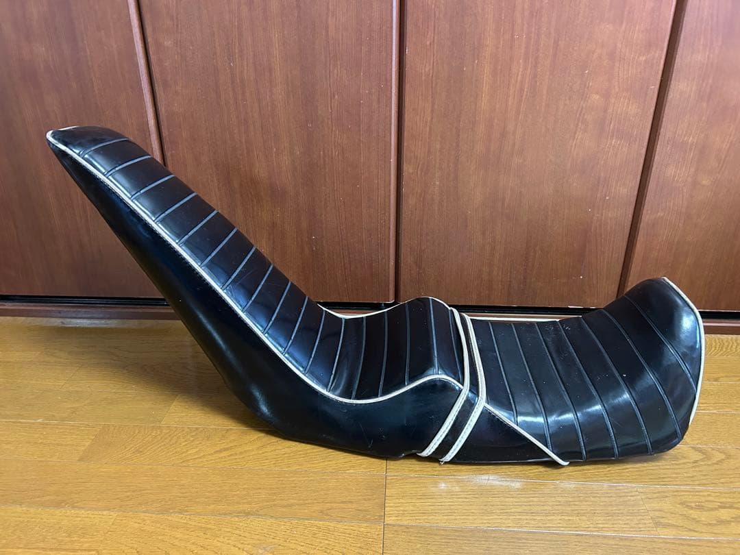 バイクシート　3段シート　40cm