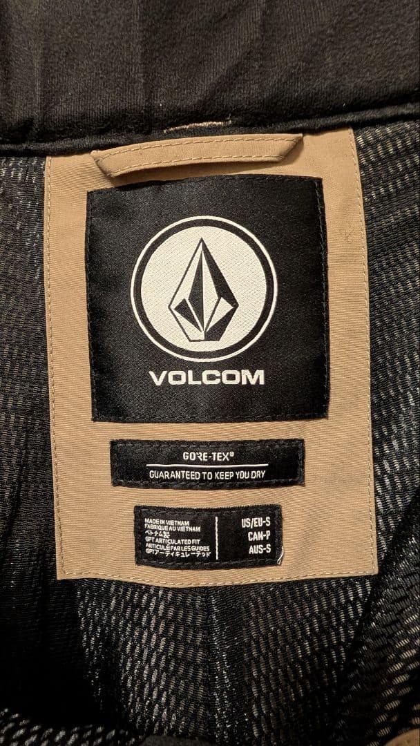 VOLCOM GORE-TEX スノーボードパンツ ベージュ