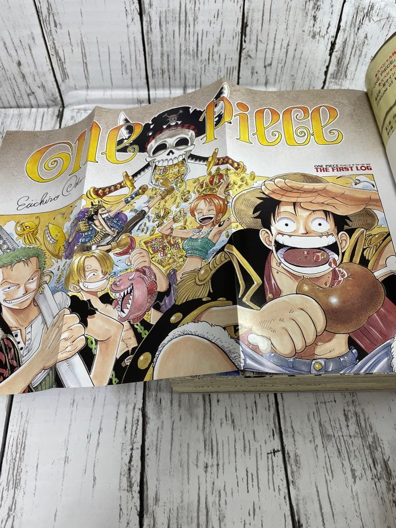 ワンピース　初の総集編　オリジナルカバー
