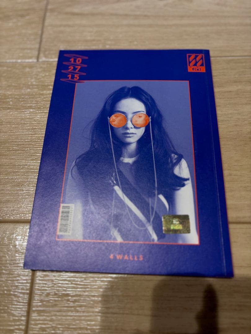 f(x) 4 Walls トレカ付き