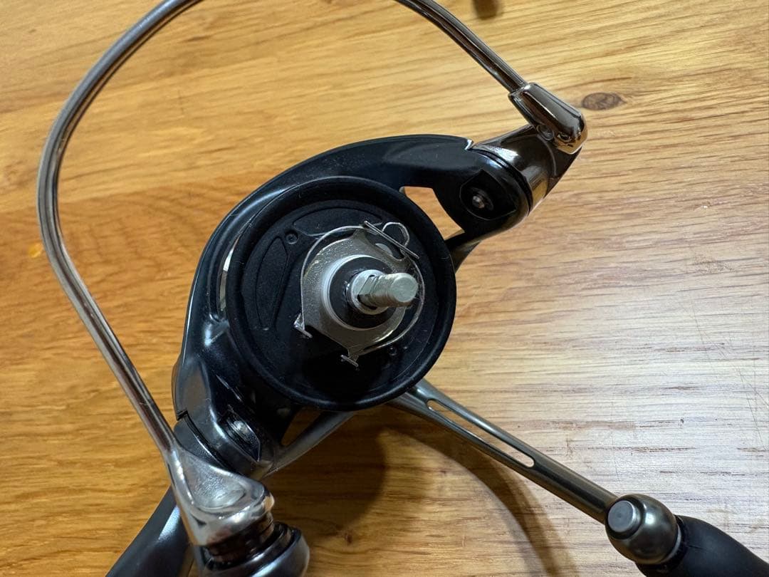 リール Daiwa AIRITY PC LT2500-H