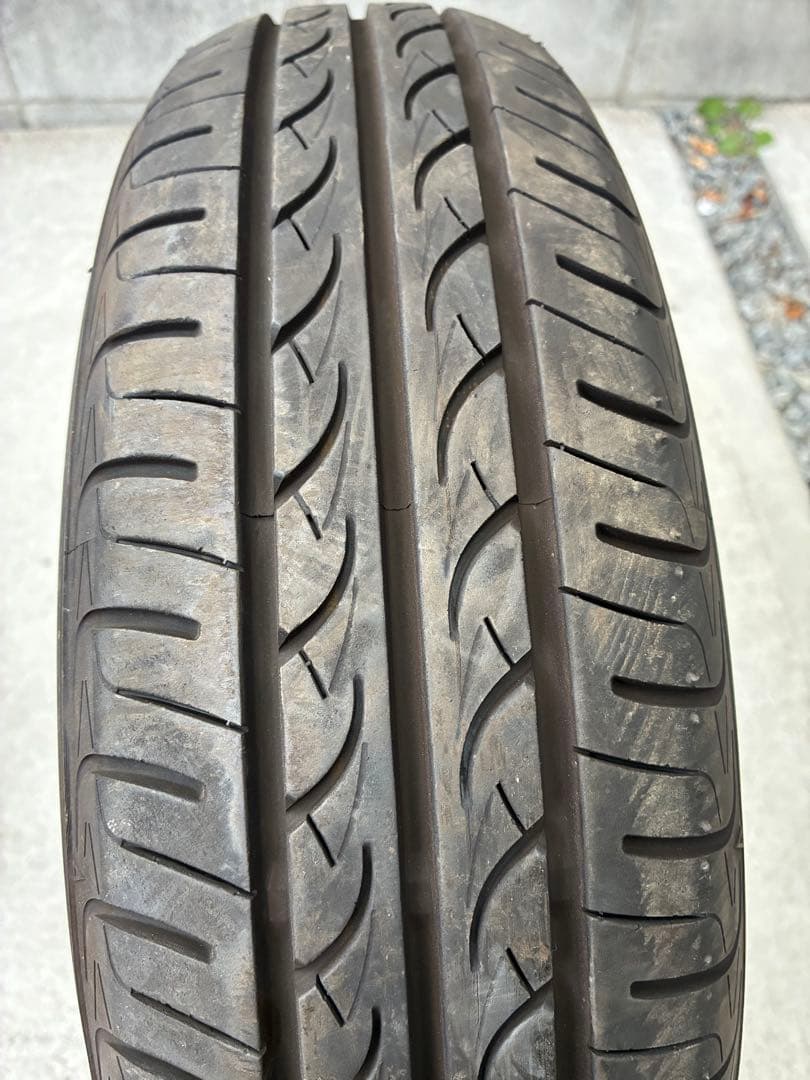 送料込み155/65r14ヨコハマ　ブルーアース4本セットバリ山