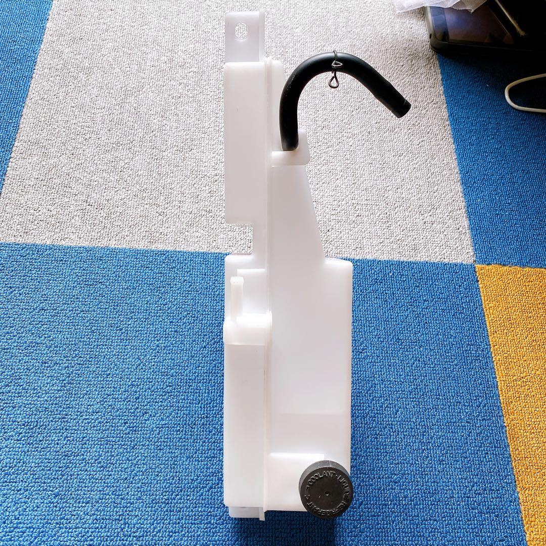z34 冷却水　リザーバータンク
